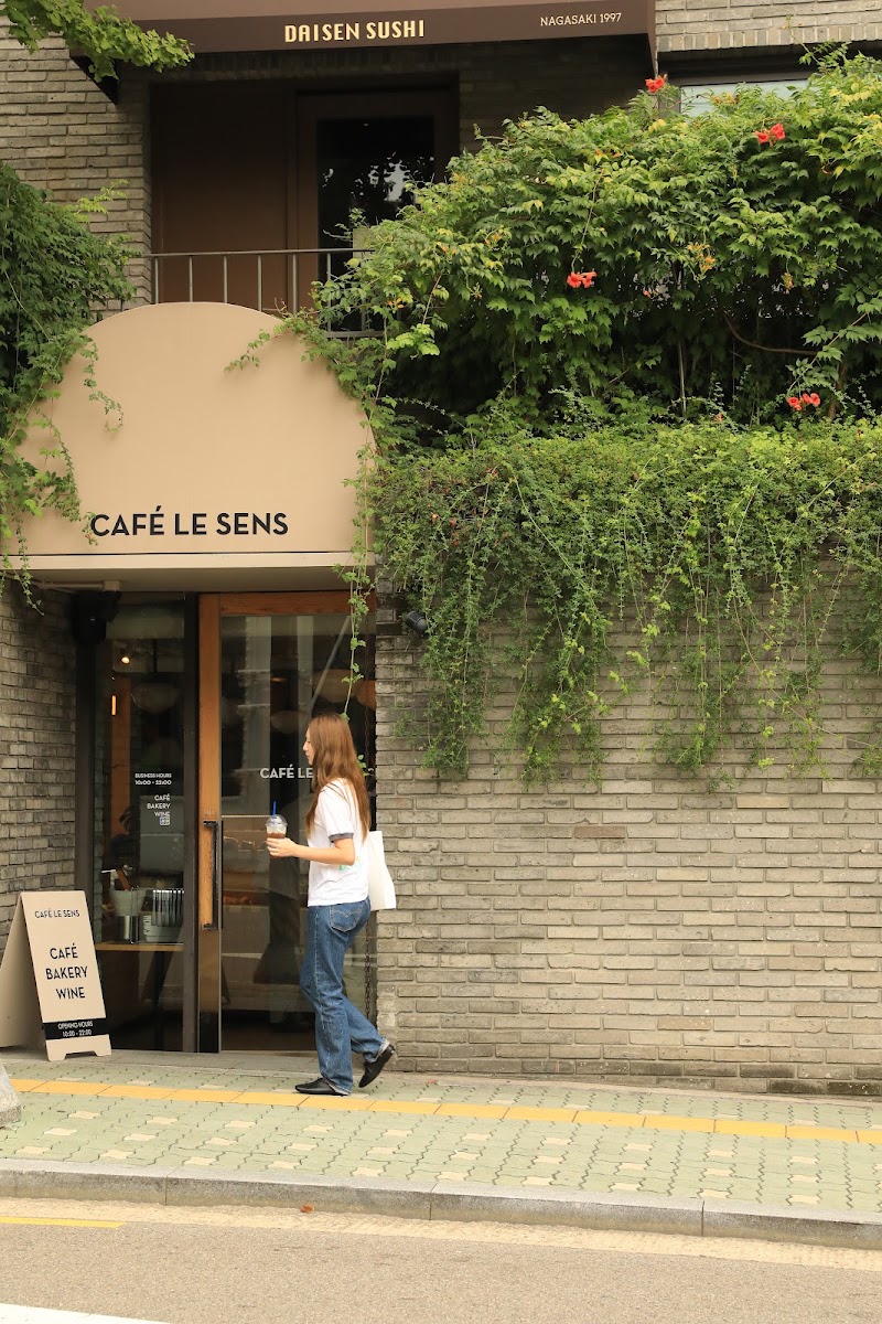 Cafe Le Sens